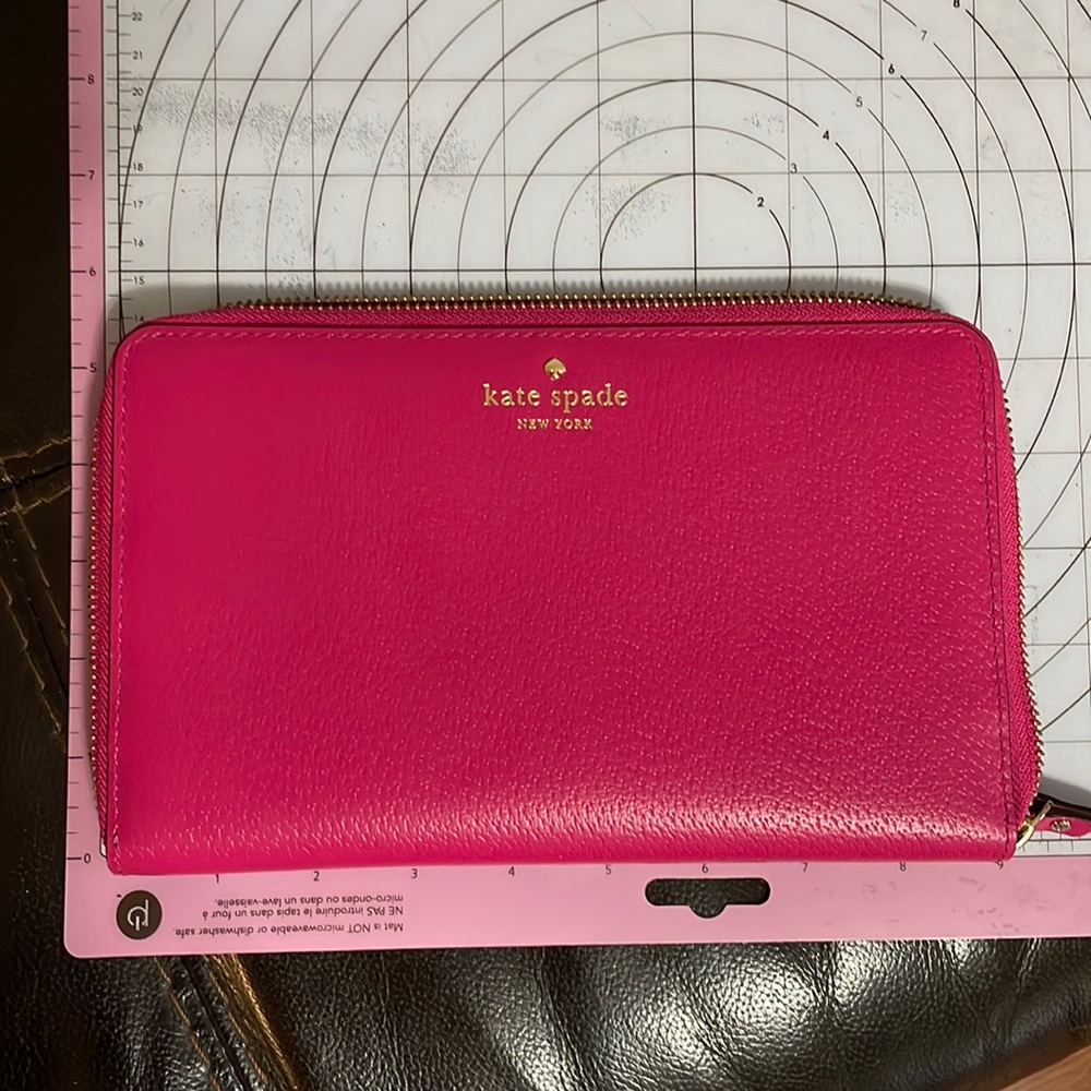 Kate Spade Grand Street Leather Zip Around Travel Wallet